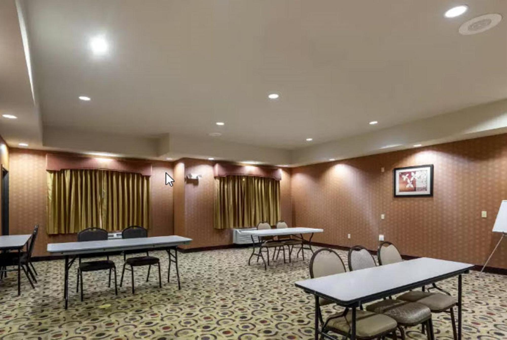 Lake Texoma Inn And Suites Denison Exteriér fotografie